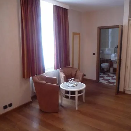 Hotel Le Chateau De 3*