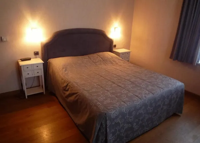 Hotel Le Chateau De Rendeux